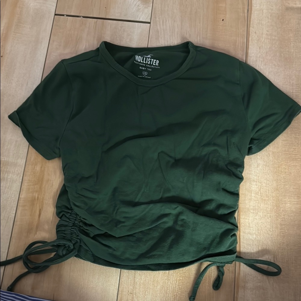 Hollister Women's Green Ruched Top